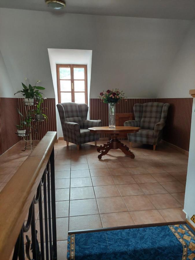 Hotel Salamander - Garni Banska Stiavnica Ngoại thất bức ảnh