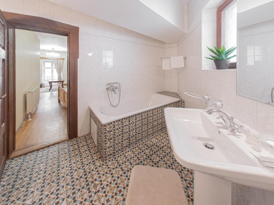 Hotel Salamander - Garni Banska Stiavnica Ngoại thất bức ảnh