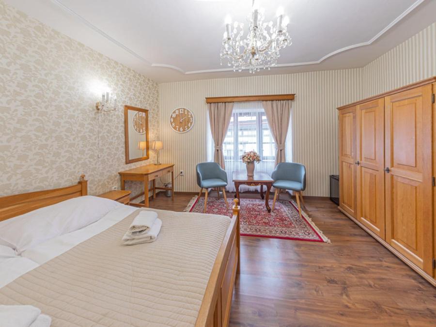 Hotel Salamander - Garni Banska Stiavnica Ngoại thất bức ảnh