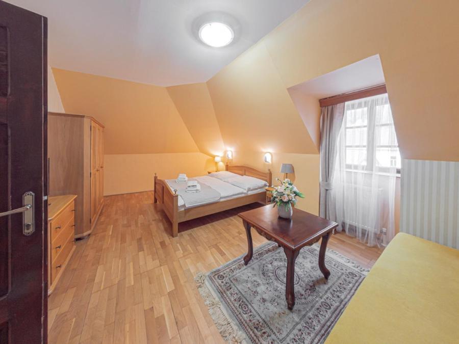 Hotel Salamander - Garni Banska Stiavnica Ngoại thất bức ảnh