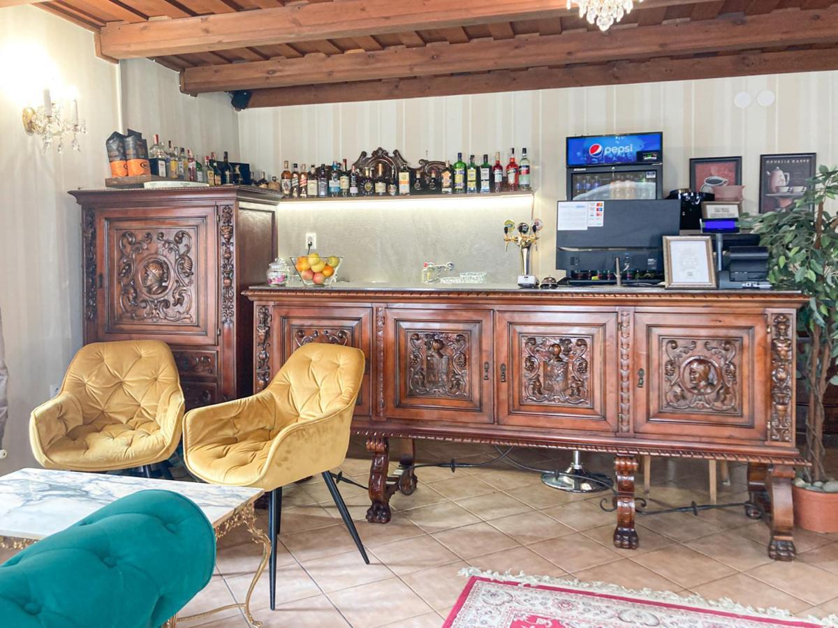 Hotel Salamander - Garni Banska Stiavnica Ngoại thất bức ảnh